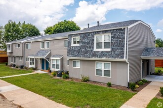 The LUX off Archer in East Moline, IL - Building Photo - Building Photo