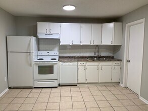 406 W Clay St-Unit -#A in Mebane, NC - Building Photo - Building Photo