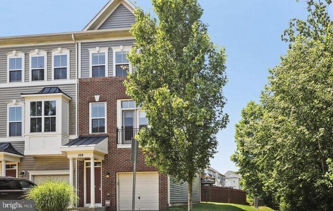 109 Bellingham Dr in Stafford, VA - Building Photo - Building Photo