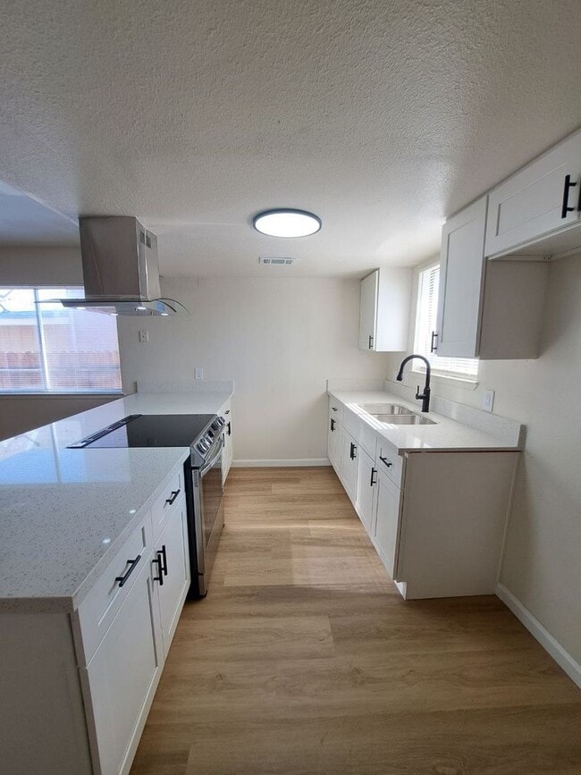 546-550 E Polk St in Coalinga, CA - Building Photo - Building Photo