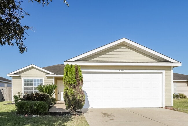 property at 4410 Thistle Pond Ct