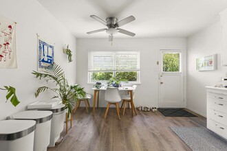 1645-1651 Alma St in Palo Alto, CA - Building Photo - Interior Photo