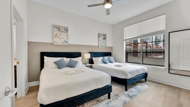 2901 Indiana St in Dallas, TX - Building Photo - Building Photo