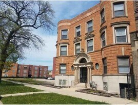 4319 S Michigan Ave in Chicago, IL - Building Photo