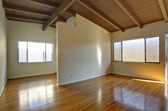 2430 20th St, Unit C in Santa Monica, CA - Building Photo - Building Photo