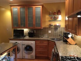 14 Greenville St, Unit 1 in Somerville, MA - Building Photo