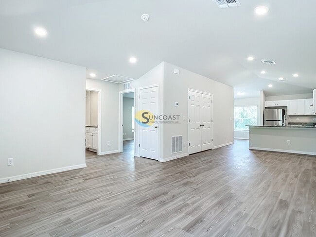 10107 Tramore Ave in Englewood, FL - Building Photo - Building Photo
