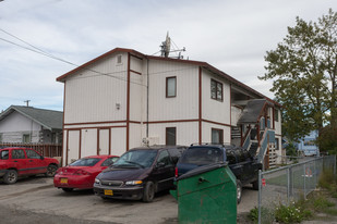 218 N Park St in Anchorage, AK - Building Photo