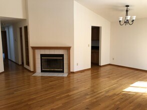2334 NE 94th St in Seattle, WA - Building Photo - Building Photo