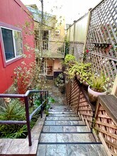2076 16th Ave in San Francisco, CA - Building Photo - Building Photo