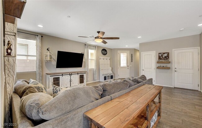 property at 676 Tremaine Ct