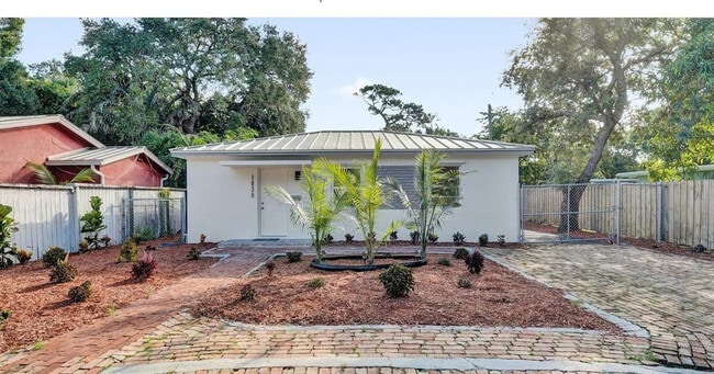 property at 1836 SW 9th Ave