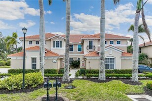 11073 Harbour Yacht Ct in Ft. Myers, FL - Building Photo