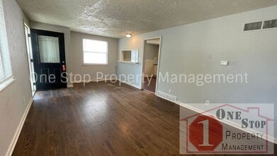 4913 N Fremont Ave in Kansas City, MO - Building Photo - Building Photo