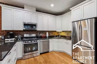 3935 S Wells St, Unit 1 in Chicago, IL - Building Photo - Building Photo