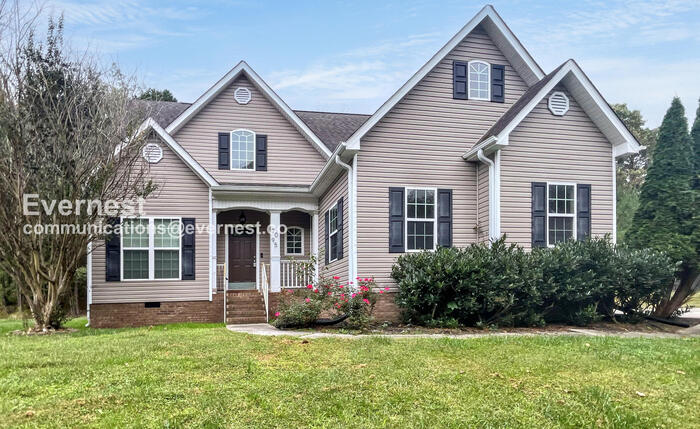 2095 Baggett Rd in Ringgold, GA - Building Photo