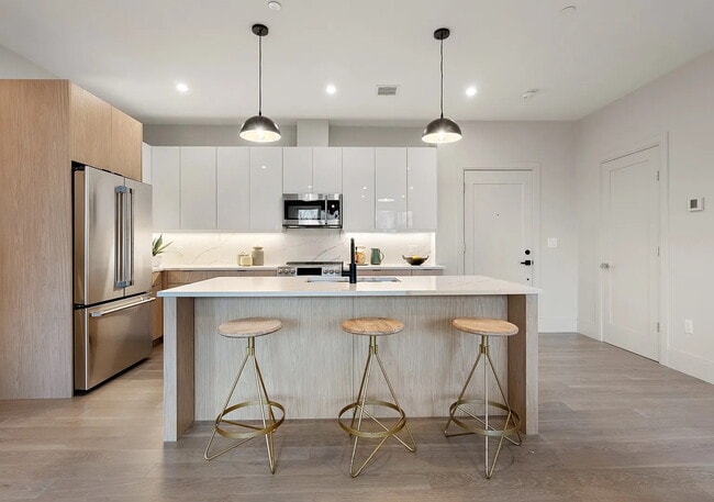 property at 85 Myrtle St