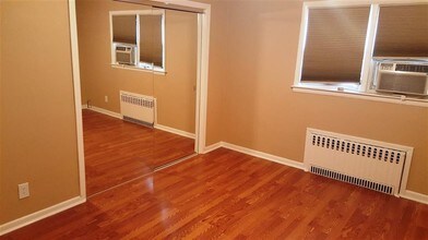 1400 70th St-Unit -#6 in North Bergen, NJ - Building Photo - Building Photo