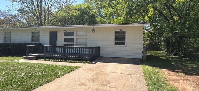 3058 Boswell Dr NW in Huntsville, AL - Building Photo - Building Photo