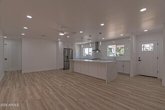 3035 E Heatherbrae Dr in Phoenix, AZ - Foto de edificio - Building Photo