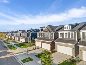 4841 Broomfield Wy in Orion Township, MI - Building Photo - Building Photo