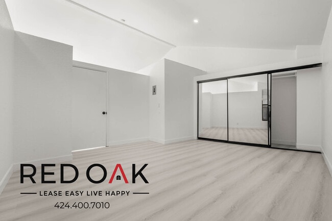 property at 10304 Tujunga Canyon Blvd