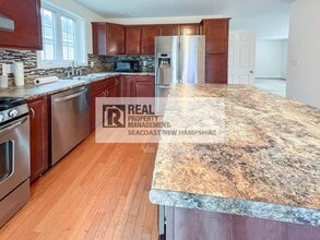 12 Melody Terrace in Dover, NH - Building Photo - Building Photo