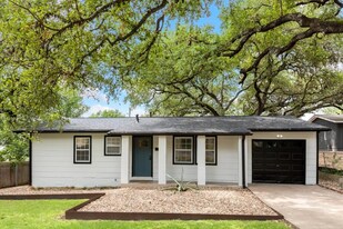 604 Orland Blvd in Austin, TX - Building Photo