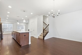 3042 Mia Ln in Glenarden, MD - Building Photo - Building Photo