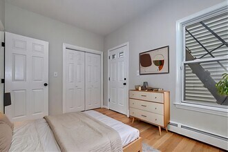 136 W Sixth St in Boston, MA - Building Photo - Building Photo