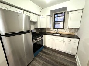 11 Langmaid Ave in Somerville, MA - Building Photo - Building Photo