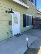 32081 Anna Marie Ln, Unit 1 in Bonsall, CA - Building Photo - Building Photo