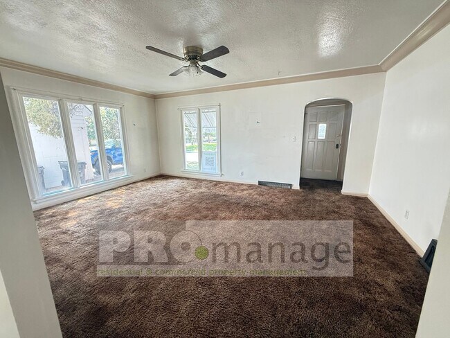 1365 Scott Pl-Unit -1365 in Idaho Falls, ID - Building Photo - Building Photo