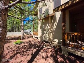 3804 Rustler Dr in Pinetop, AZ - Foto de edificio - Building Photo