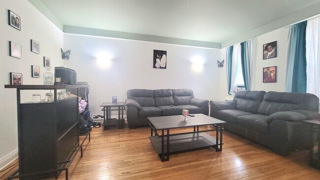 292 Harrison Ave in Jersey City, NJ - Building Photo - Building Photo