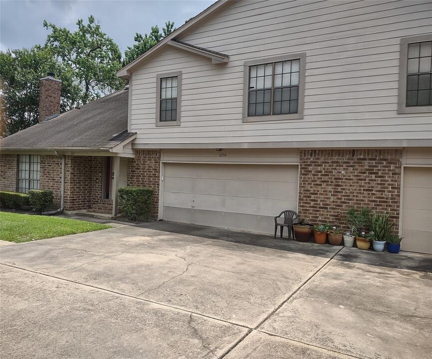 16914 Timberwork Rd in Spring, TX - Building Photo