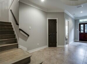 2448 Worthington St in Dallas, TX - Foto de edificio - Building Photo