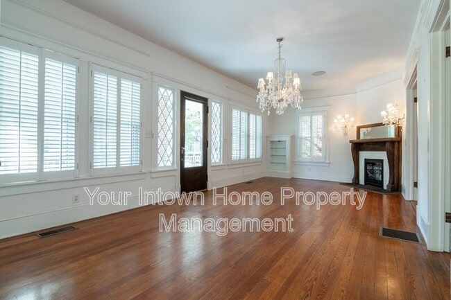 362 Irwin St NE in Atlanta, GA - Building Photo - Building Photo