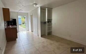 48 SW 11th St in Dania Beach, FL - Building Photo - Building Photo