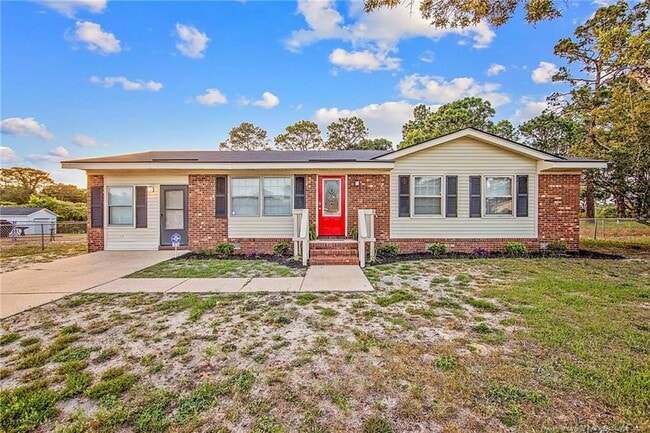 property at 2816 E Cramer Dr