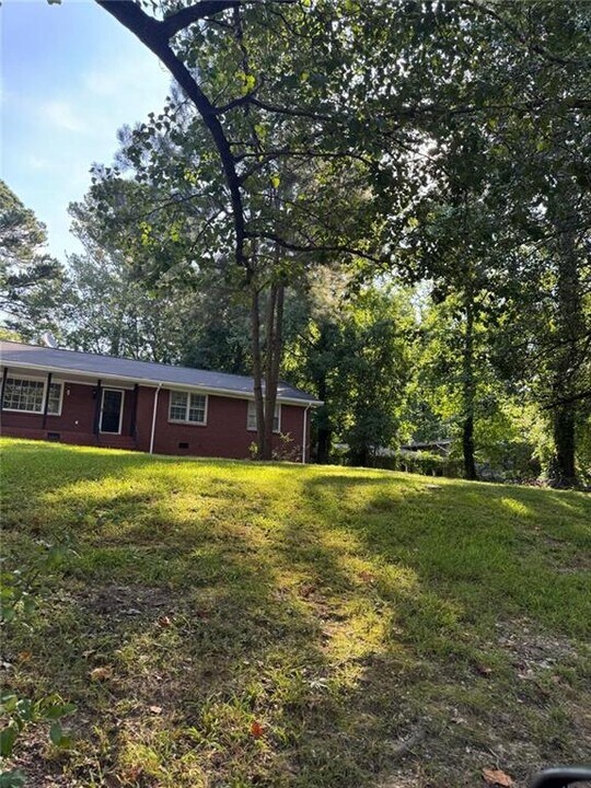 731 Smithstone Ct S E in Marietta, GA - Building Photo
