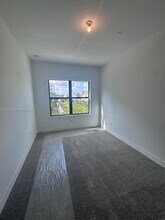 750 NW 82nd Ave in Plantation, FL - Building Photo - Building Photo