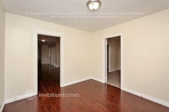 1522 W 60th St in Los Angeles, CA - Building Photo - Building Photo