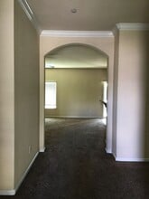 5635 Meadow Brook Way in Marysville, CA - Building Photo - Building Photo