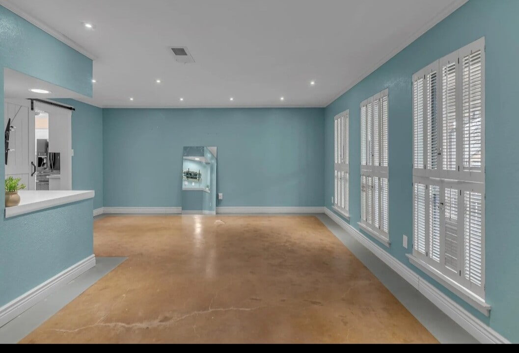 3402 Yellowstone Dr in Arlington, TX - Building Photo