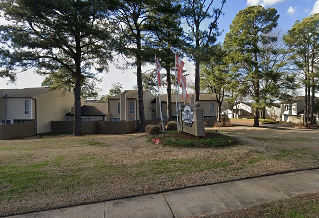 Village of Sycamore Ridge in Memphis, TN - Foto de edificio - Building Photo