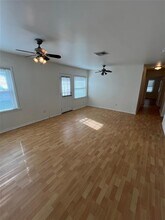 107 Tarpon Ave in Galveston, TX - Building Photo - Building Photo