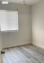 6450 Aragon Way in Ft. Myers, FL - Building Photo - Building Photo