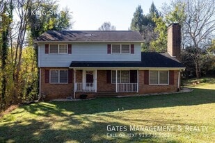 315 W King St in Hillsborough, NC - Building Photo