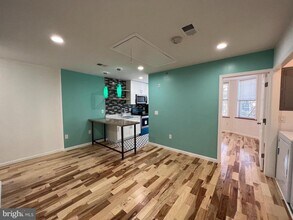 623 S 4th St in Philadelphia, PA - Building Photo - Building Photo